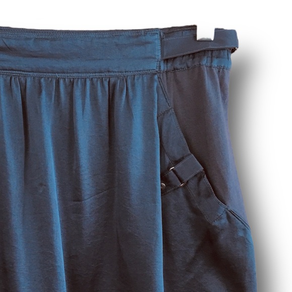 Comptoir Des Cotonniers 100%  Cotton Satin Front  Pull On Mini Skirt Sz 36-US S - Picture 4 of 8